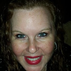 Meet your Posher, Stacy